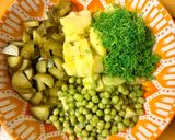 A picture of step 3 of Potato salad with pickled cucumbers and green peas.