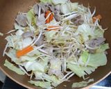 รูปขั้นตอนการทำที่ 2 ของ Yakisoba ยากิโซบะ