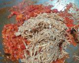 Foto langkah ke 2 dari resep Sambel tomat teri medan.