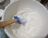 व्हँनीला हार्ट कूकीज (vanilla heart cookies recipe in marathi) रेसिपी स्टेप 2 फोटो 