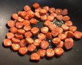 Foto del paso 3 de la receta: Chalupitas de chistorra y huevo