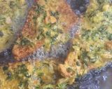 A picture of step 4 of Crispy Bread Pakoras.