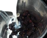 A picture of step 1 of Mulberry milk shake -fresh and healthy breakfast drink.