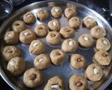 મગસ(Magas recipe in Gujarati) રેસીપી સ્ટેપ3ફોટો