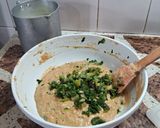 Foto del paso 5 de la receta: Budín semi integral de acelga y morrón rojo