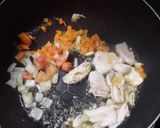รูปขั้นตอนการทำที่ 3 ของ ข้าวผัดไก่