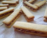 Csokikrémes linzerrudak recept fázis 3 fotója