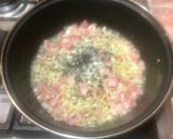 Foto del paso 2 de la receta: Pasta con chícharos y tocino