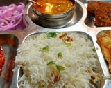 A picture of step 10 of Karachi Famous 52 Thali Daal Chawal.