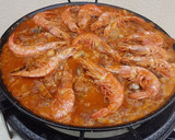 Foto del paso 2 de la receta: Paella de sepia/calamar/gambas y butifarra