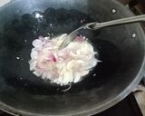 Foto langkah ke 2 dari resep Sop Ikan Kue.