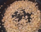Foto del paso 2 de la receta: Zapallitos con huevo y chuleta