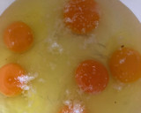 Foto del paso 4 de la receta: Tortilla de patatas con cebolla