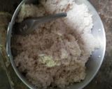 A picture of step 4 of Khao Tom Mud (Thai Banana Sticky Rice Parcels).
