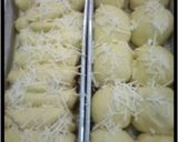 Foto langkah ke 6 dari resep Roti Sobek Isi Coklat Keju super lembuut.
