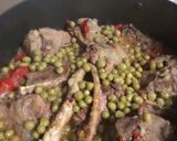 Foto del paso 3 de la receta: Cordero arvejado con arroz blanco