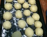 Foto langkah ke 5 dari resep Donat empuk tahan lama.