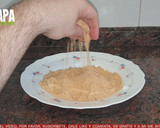 Foto del paso 1 de la receta: Bolitas de galleta María