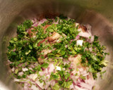 Foto del paso 8 de la receta: Codillo de paletilla de cordero, en salsa de ajos, perejil y mostaza
