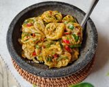 Foto langkah ke 6 dari resep Seblak Cobek.