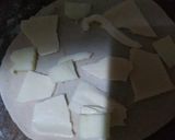 A picture of step 4 of Cheese paratha.