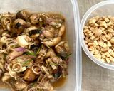 รูปขั้นตอนการทำที่ 4 ของ เมี่ยงเห็ดฟาง🍄แนมกับถั่วลิสงและผักสด🥬🥜