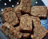 Foto langkah ke 2 dari resep Tempe Goreng Mentega.