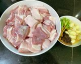 รูปขั้นตอนการทำที่ 1 ของ หมูโค้ว