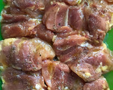 Foto del paso 1 de la receta: Pollo asado al microondas con ensalada de higos y rúcula