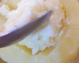 صورة لخطوة 2 من وصفة بطاطا بالجبن 🥔وأسياخ دجاج مشوية 🍗🍗🍗🍗🍗😋