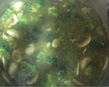 Foto del paso 5 de la receta: Sopa de espárragos, brócoli y champiñón (con chía y sésamo)