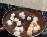 A picture of step 1 of Paneer Salad..