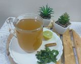 A picture of step 2 of Lemon grass Tulsi tea 🍵.