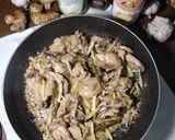 A picture of step 4 of WHITE CHICKEN KARAHI 💖🐥.