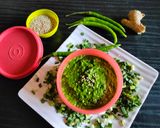 લીલા લસણ ની ચટણી (Grren Garlic Chutney Recipe In Gujarati) રેસીપી સ્ટેપ2ફોટો