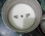 A picture of step 1 of Garlic sev.