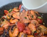 Foto langkah ke 6 dari resep Udang Saus Mentega.