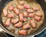Foto del paso 2 de la receta Suquet de Salchichas con Gambas