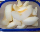 A picture of step 2 of Pakistani Fruit Chat.