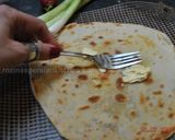 A picture of step 9 of Flat  Naan  Bread نان تافتون.