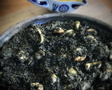 Foto del paso 12 de la receta: Arroz negro con salsa allioli
