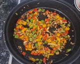 Foto del paso 2 de la receta: Garbanzos fritos...!!!Con Pimientos, jamón, Bacon y huevo 🍳