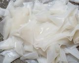 Hình bước làm 1 của món Bánh tráng trộn nước tương