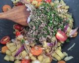 รูปขั้นตอนการทำที่ 9 ของ East meet West: Crispy Duck & Fig salad