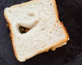 A picture of step 8 of Spinach corn sandwich.