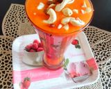 A picture of step 3 of Papaya banana smoothie 🥤.