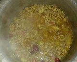 A picture of step 4 of Bhunna qeema with chapati.