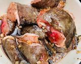 Hình bước làm 4 của món Cá chình kho tiêu ăn kèm bông cải xanh luộc