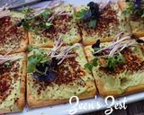 A picture of step 4 of Avocado Microgreens Canapes.