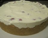 Málnás - Epres no bake torta recept fázis 7 fotója